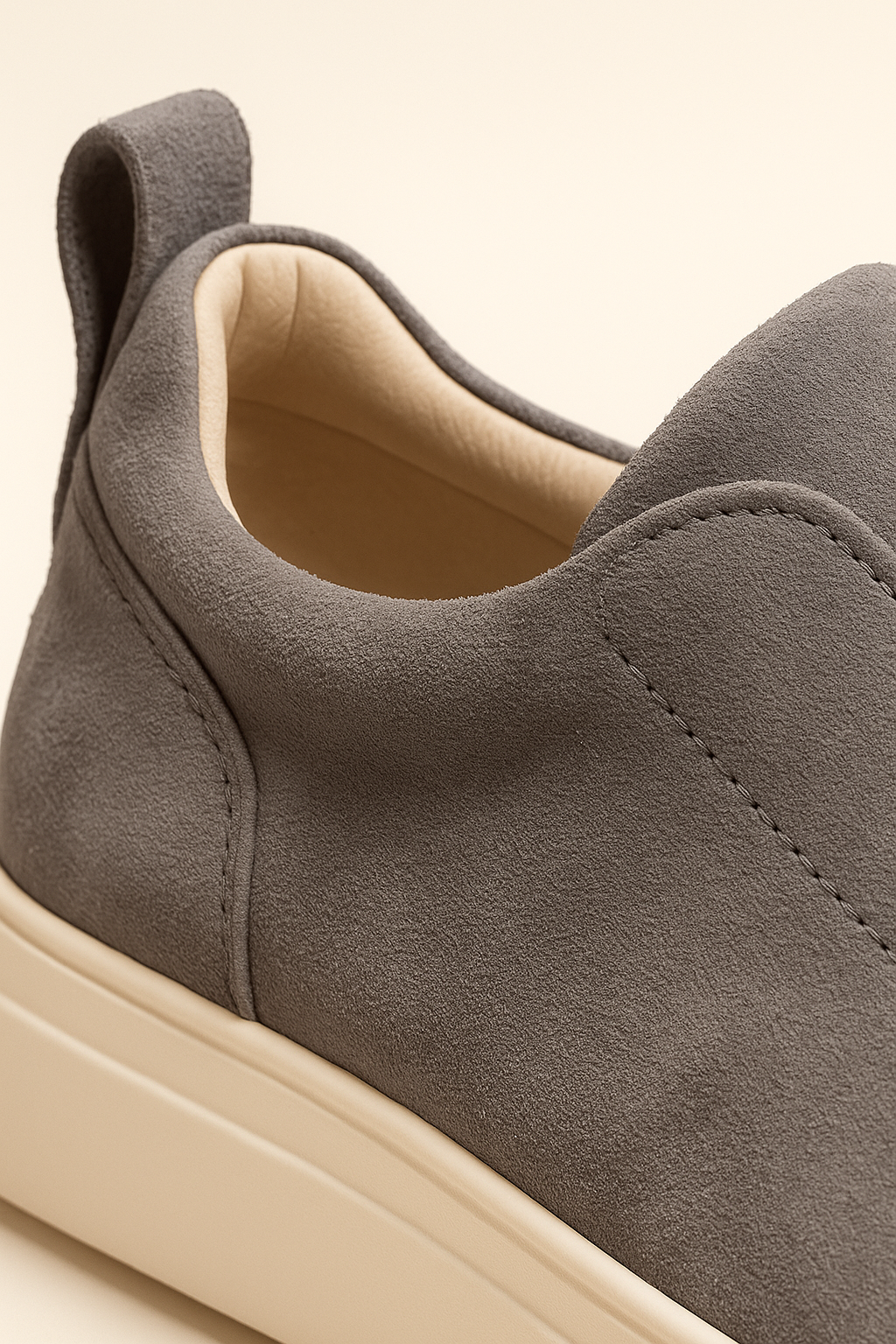 Emirali Suede Slip-On Gris