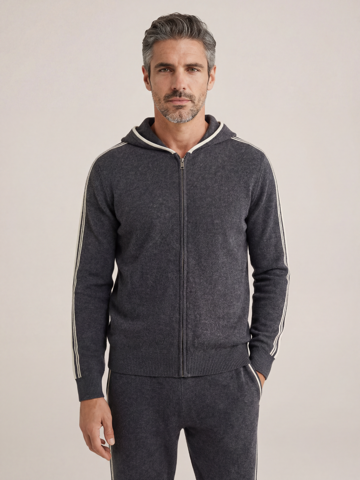 Ensemble de survêtement en cachemire Sion Gris Foncé