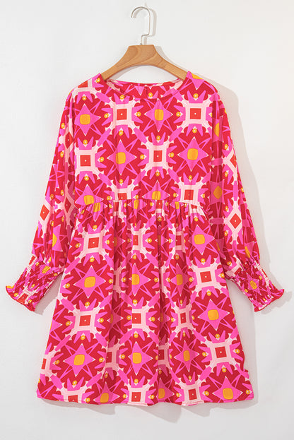 Mini-robe smockée rose à motifs géométriques manches longues esprit bohème pour femmes