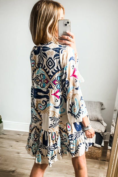 Mini-robe imprimée à motifs tribaux et manches bracelet pour femmes