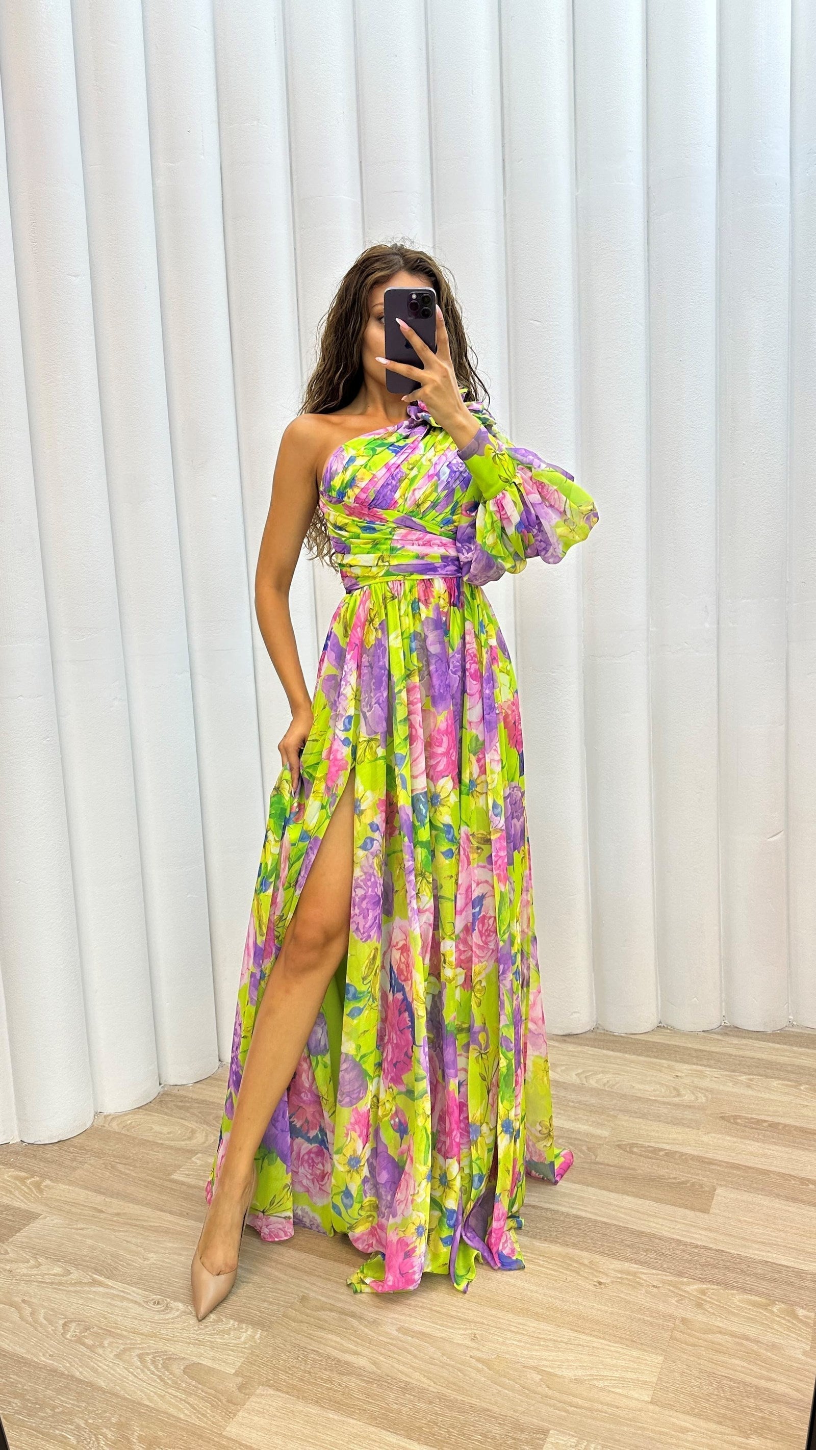 Marchmel | Robe femme élégante fluide aux épaules pour événements d’été