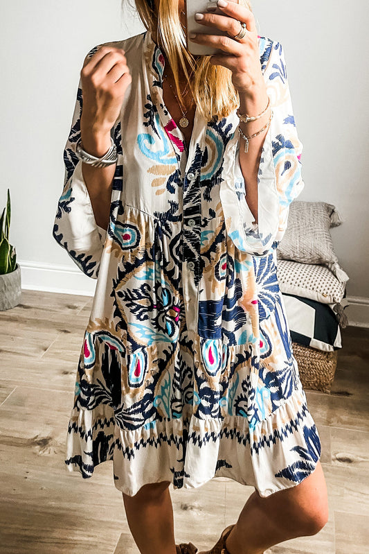 Mini-robe imprimée à motifs tribaux et manches bracelet pour femmes