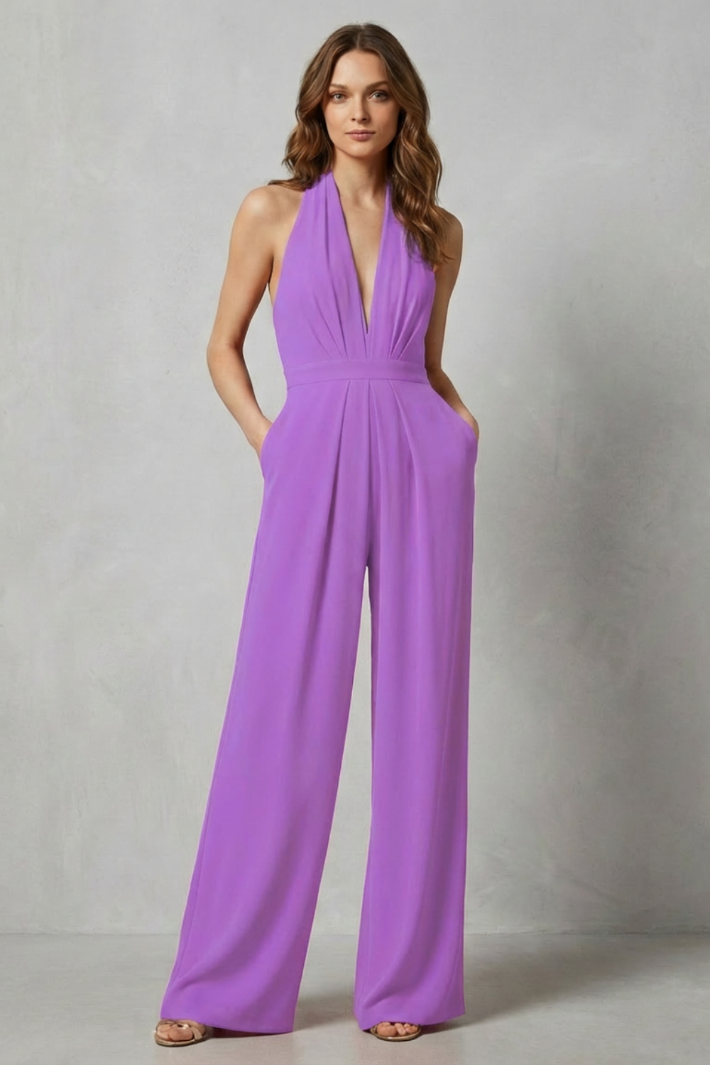 Marchmel | Donna Tuta con schiena scoperta e collo halter – Glamour estivo audace