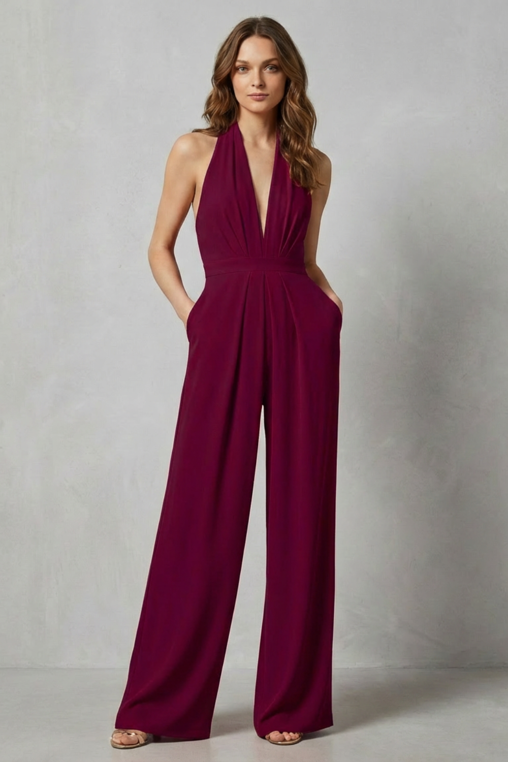 Marchmel | Donna Tuta con schiena scoperta e collo halter – Glamour estivo audace