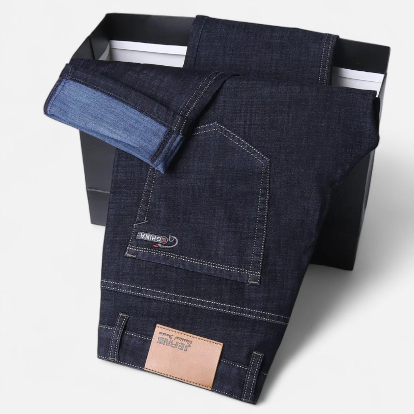 Marchmel | Pantalon Droit en Denim Léger
