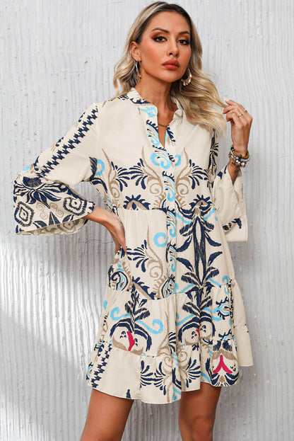 Mini-robe imprimée à motifs tribaux et manches bracelet pour femmes