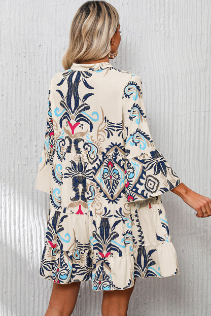 Mini-robe imprimée à motifs tribaux et manches bracelet pour femmes